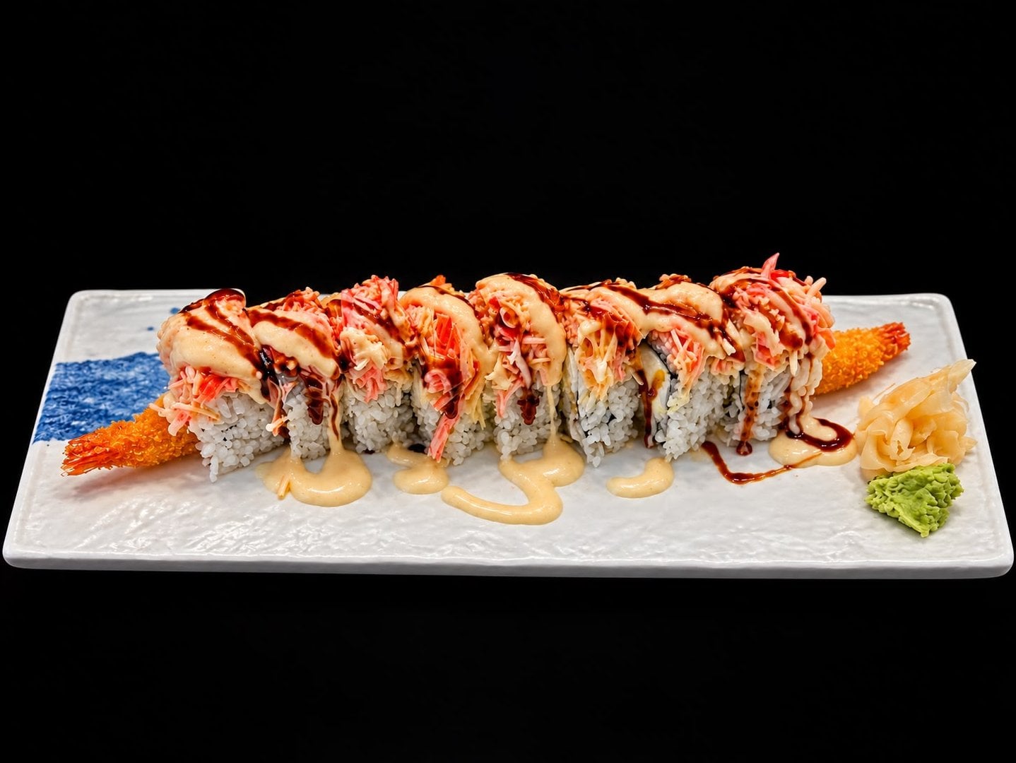 Yummy Yummy Roll with shrimp tempura and crabmeat